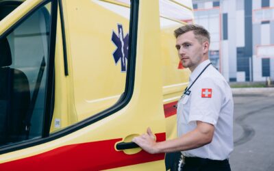 Zgon w&nbsp;domu – co&nbsp;zrobić krok po&nbsp;kroku i&nbsp;jakie formalności trzeba załatwić?